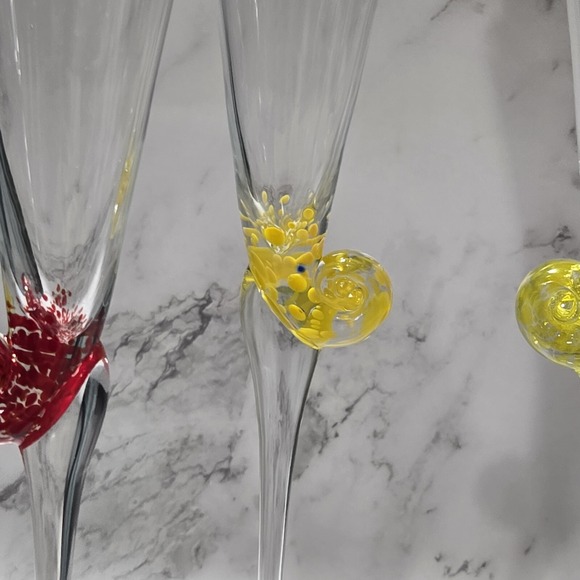 5 X MURANO Styles Art Glass 1 Green 1 Red 3Yellow SNAIL CHAMPAGNE WINE FLUTES/66 - Picture 8 of 13